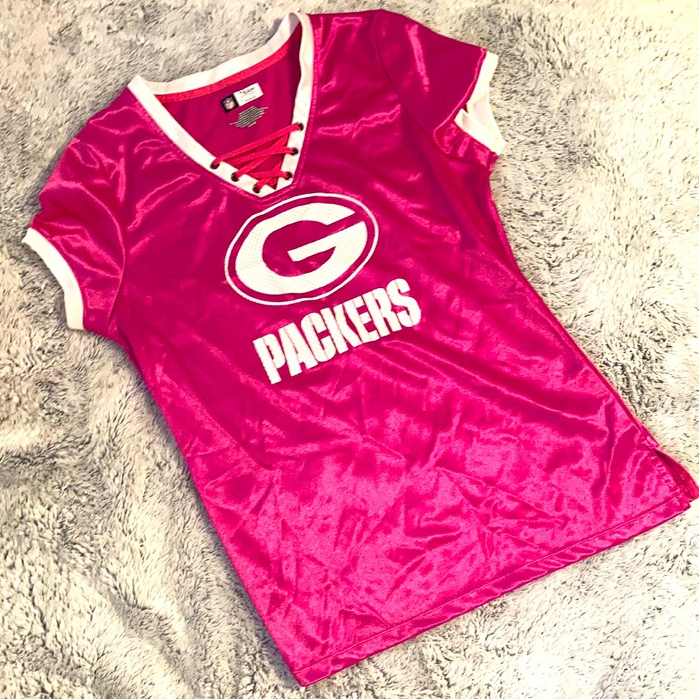 Official Pink Greenbay packer tee shirt